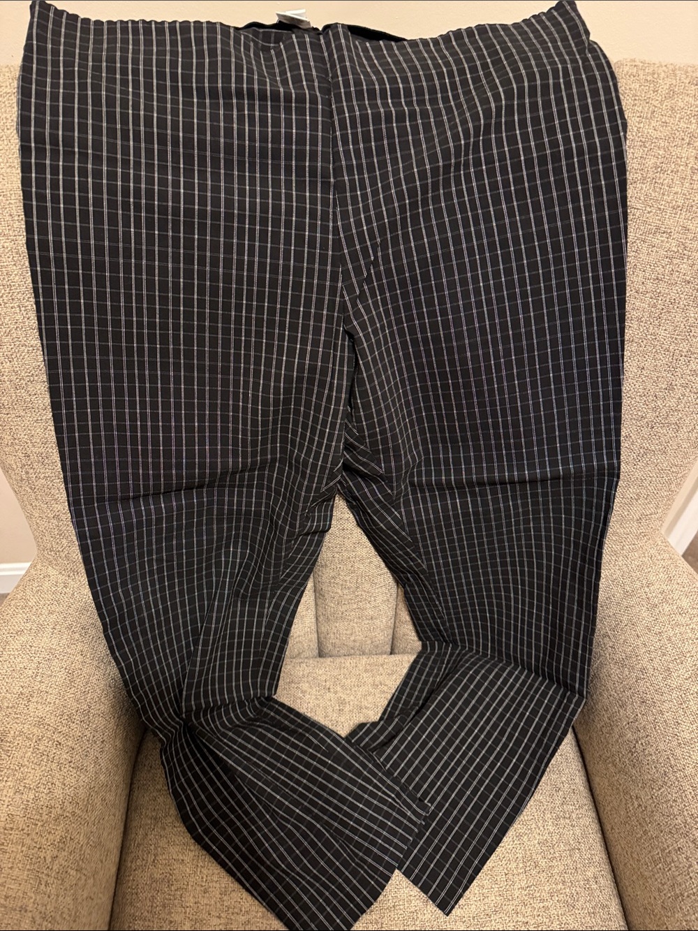 Elle Black Pinstripe Cropped Trousers
